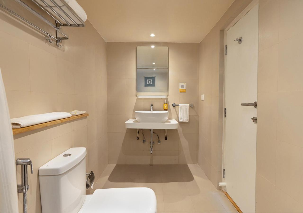 Bloom Hotel Financial District 하이데라바드 외부 사진